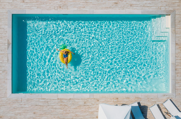 Construction de piscine liner : faire appel à un pisciniste